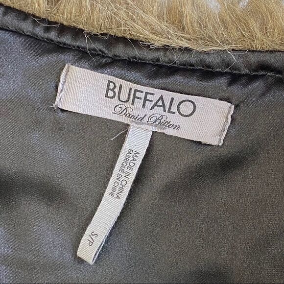 Buffalo by David Bitton tan and brown fur vest Size Small (Faux) - Picture 6 of 7